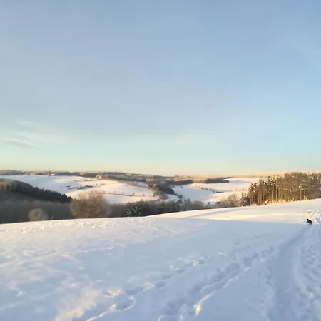 In Eifel Near Hiking Trails Apartamento